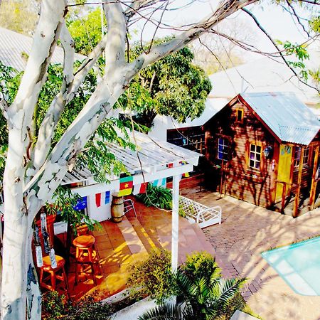 Homebase Melville Backpackers Johannesburg Exterior photo